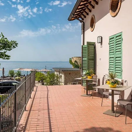 Du Parc מלון גארדה