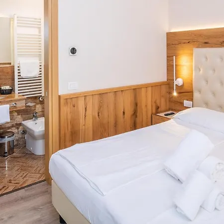 Du Parc Hotel 4*