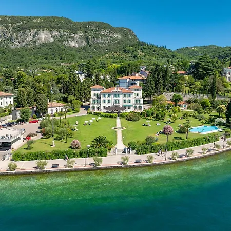 Du Parc Hotel 4*