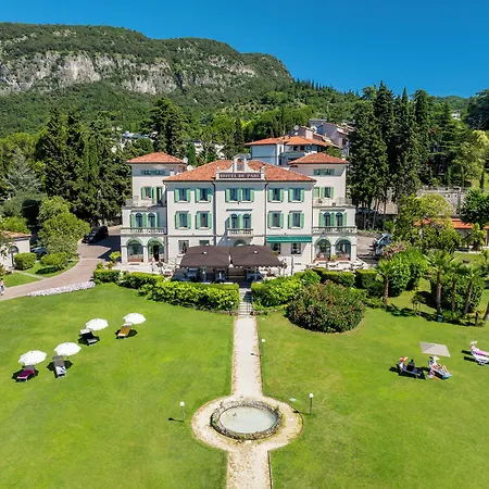 Du Parc מלון 4*