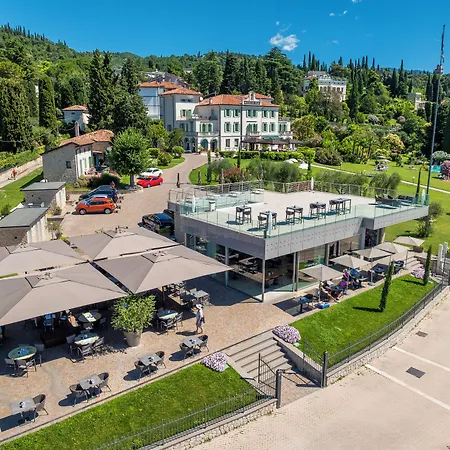 Du Parc Hotel 4*