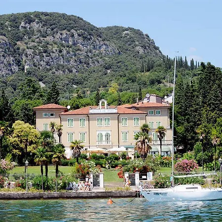 Du Parc 4*